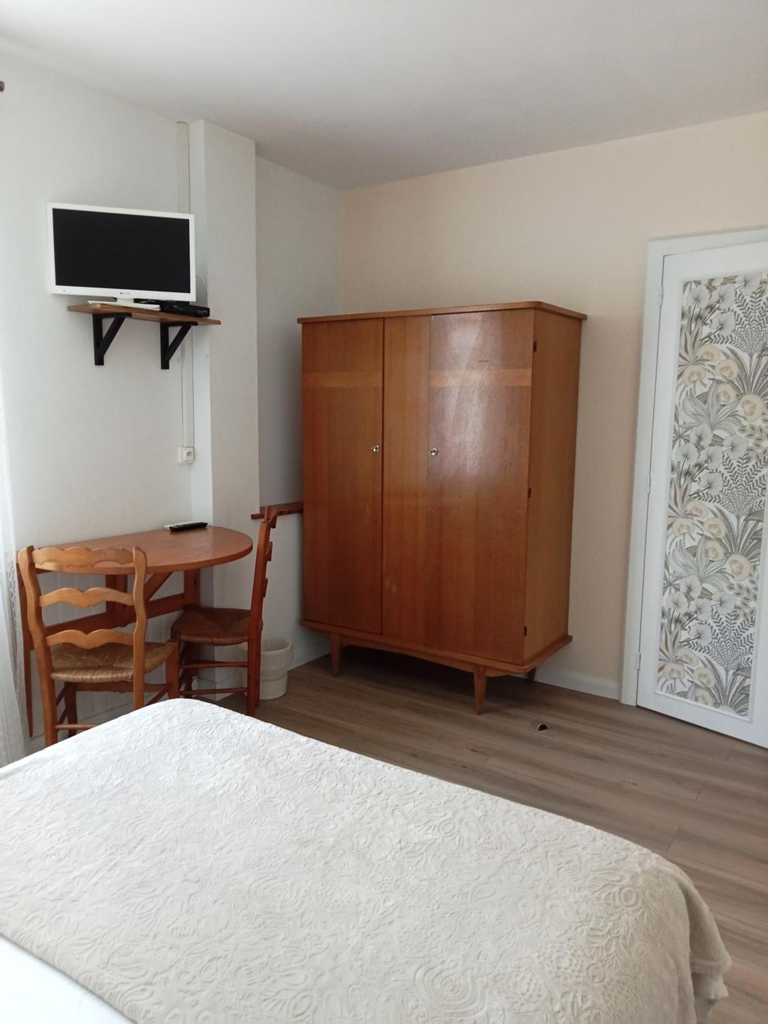 L'Auberge De Lugos Екстер'єр фото